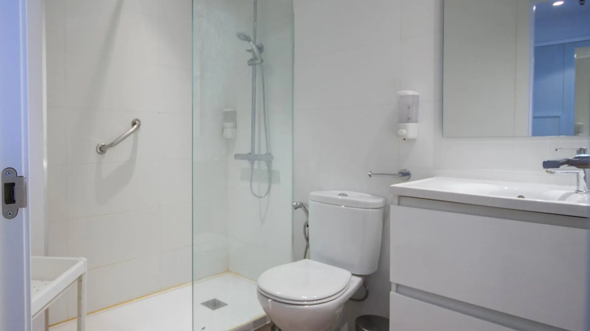 Sol 2417 By Ivi Real Estate Apartment Torremolinos Spain